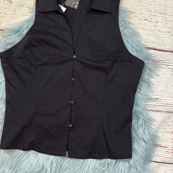 NWT Urban Outfitters Party Girl Cotton-Blend Button Down Sleeveless Shirt - Picture 7 of 9